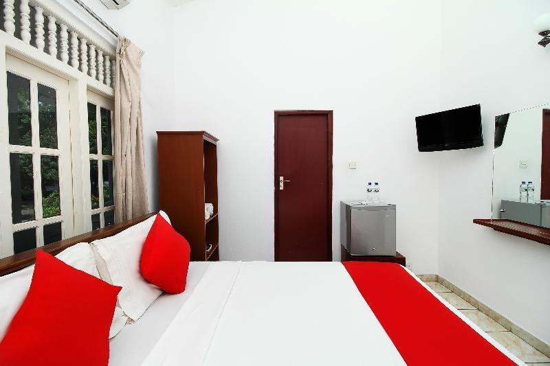 Oyo 347 Hotel Empryean Katunayaka Exteriér fotografie