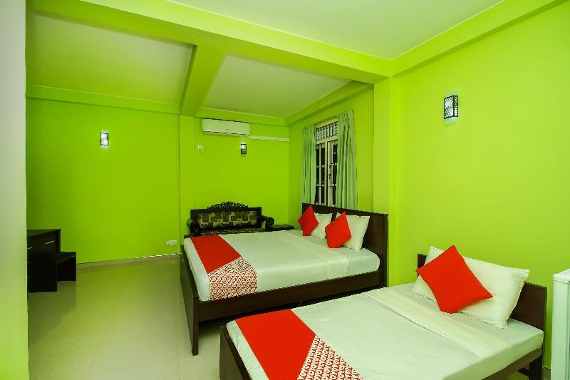 Oyo 347 Hotel Empryean Katunayaka Exteriér fotografie